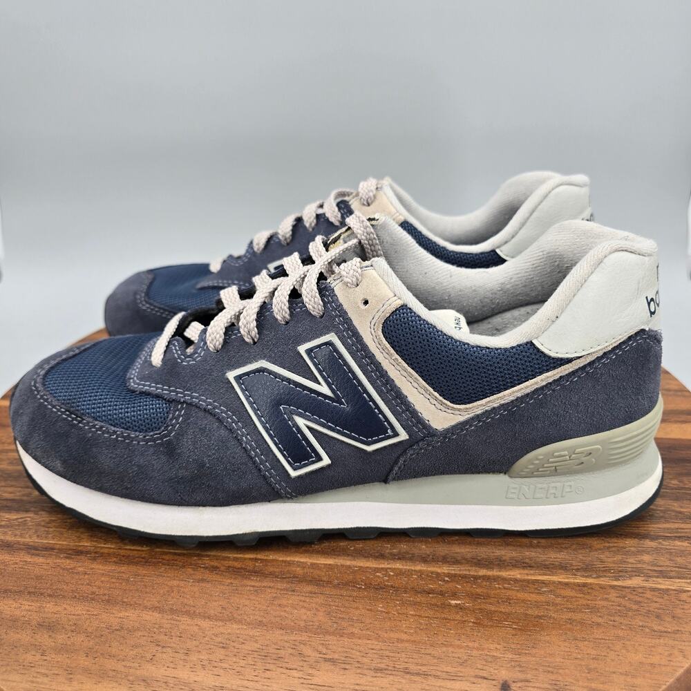 New Balance 574 Shoes Mens 9.5 D Navy Blue Suede Leather Athletic Sneakers - Picture 3 of 9